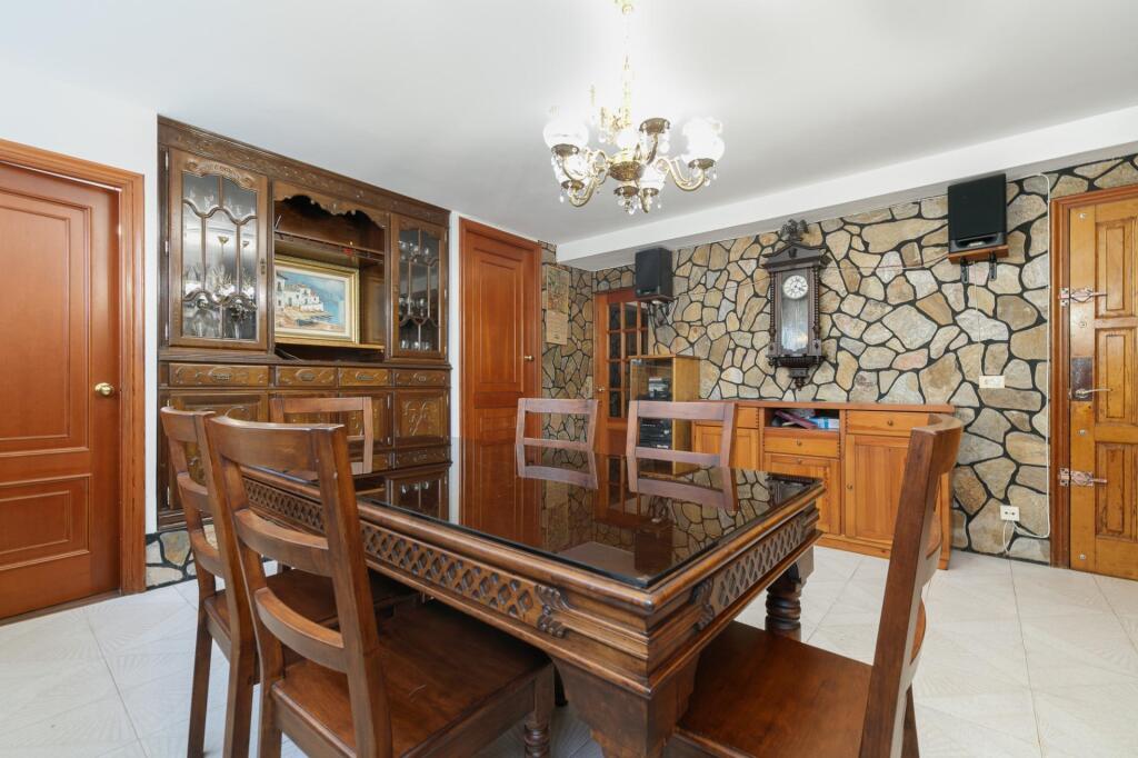 "Chalet a pasos de la Playa Mende, con 2 viviendas independi - foto 9