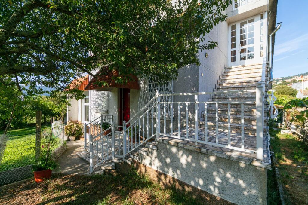 "Chalet a pasos de la Playa Mende, con 2 viviendas independi - foto 82