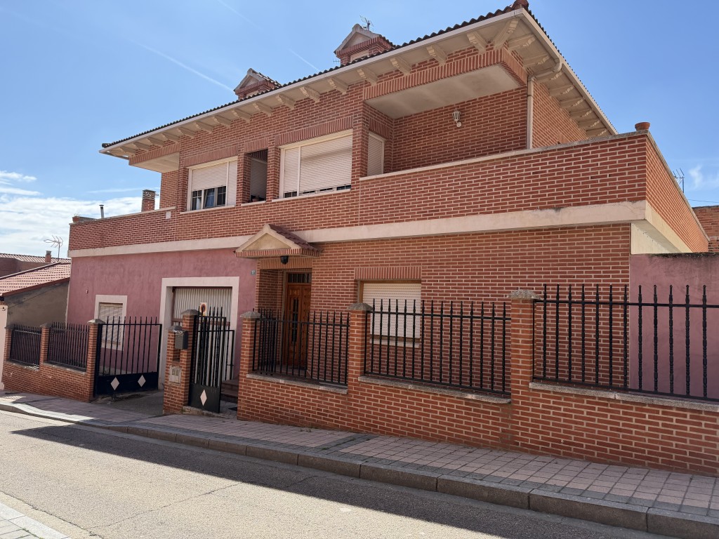 Casa-Chalet en Venta en Flecha, La Valladolid