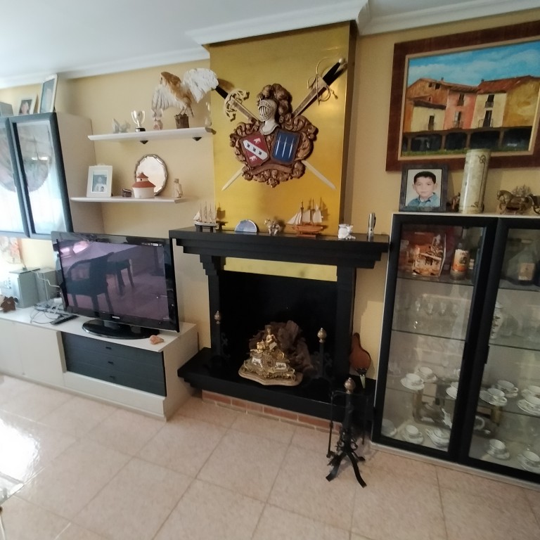 Adosada en Venta en Cabezon De Pisuerga Valladolid - foto 4