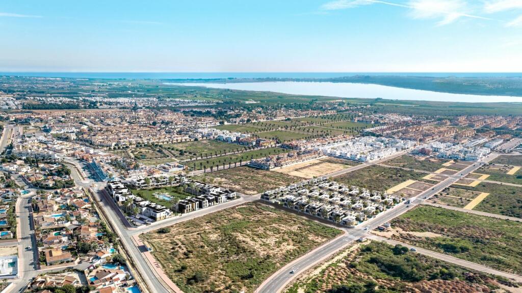Exclusiva vida mediterránea en Lo Marabú, Ciudad Quesada - foto 9