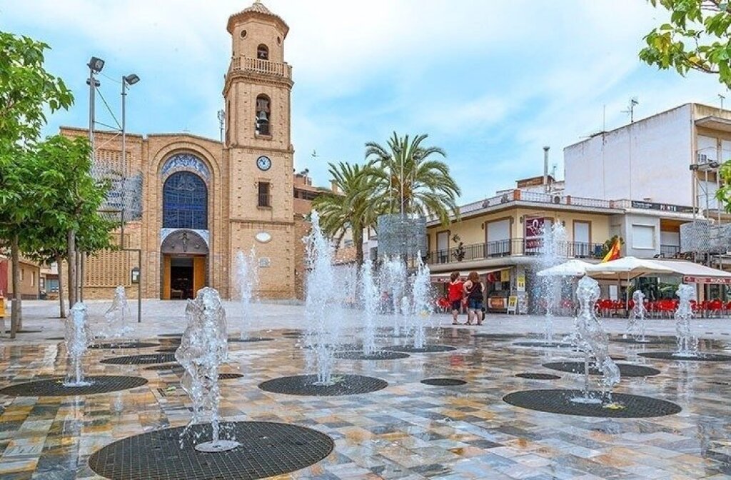 VILLAS DE OBRA NUEVA EN PILAR DE LA HORADADA EN EL CAMPO DE  - foto 56