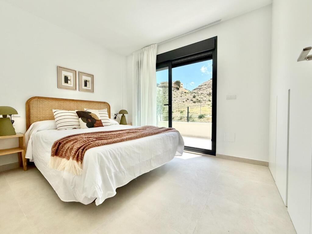 Adosados de obra nueva en venta en Cox - 44 casas modernas c - foto 11
