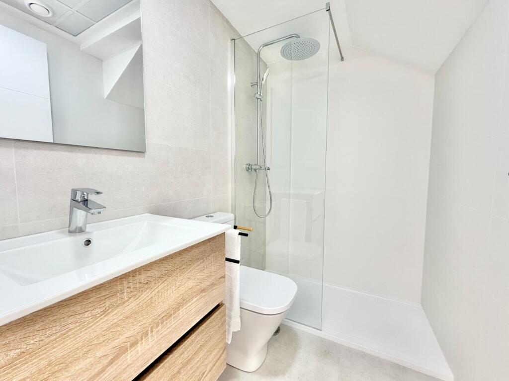 Adosados de obra nueva en venta en Cox - 44 casas modernas c - foto 13