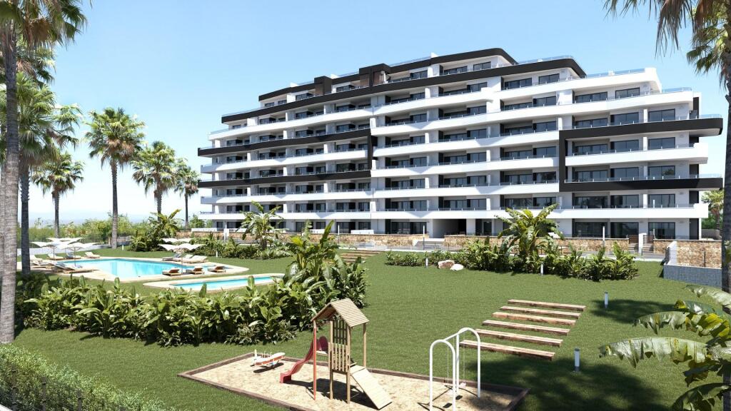 Nueva promoción residencial de San Miguel de Salinas a un pa