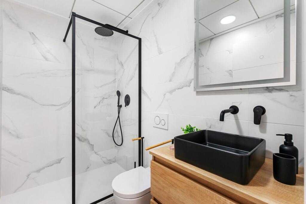 Apartamentos turísticos nuevos a 750m de la playa, en Santia - foto 15