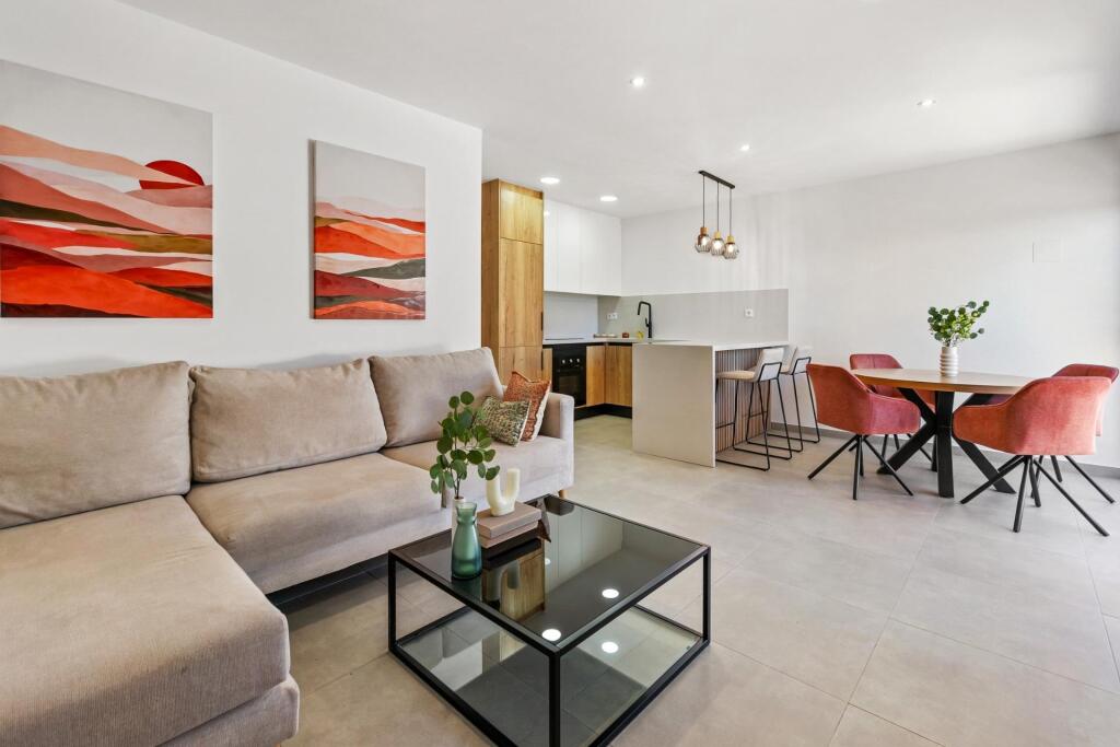 Apartamentos turísticos nuevos a 750m de la playa, en Santia - foto 3