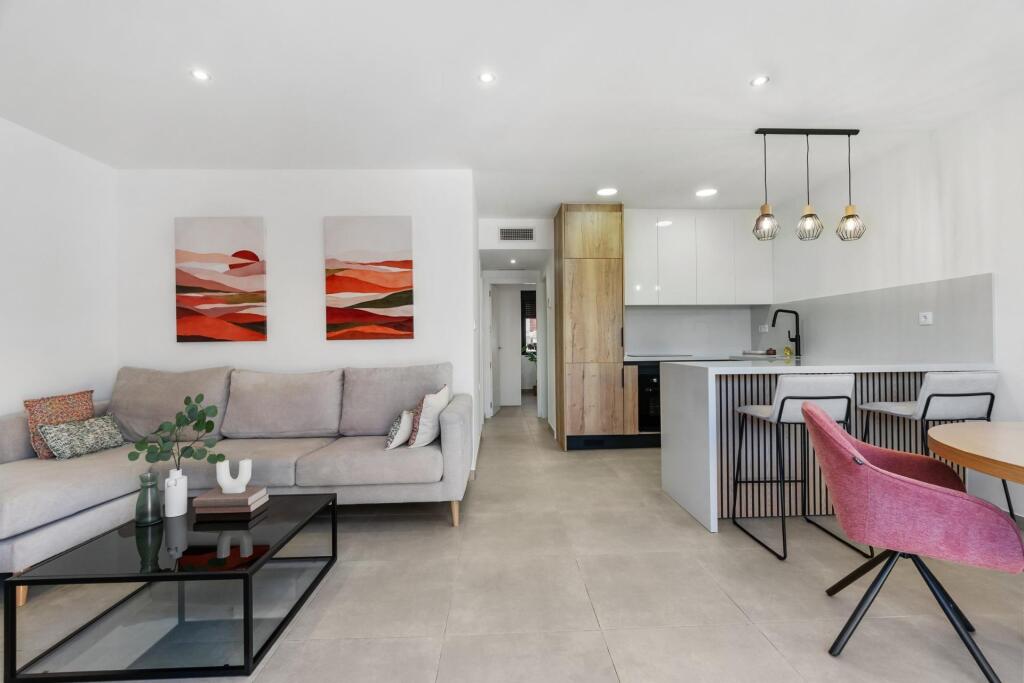 Apartamentos turísticos nuevos a 750m de la playa, en Santia - foto 6