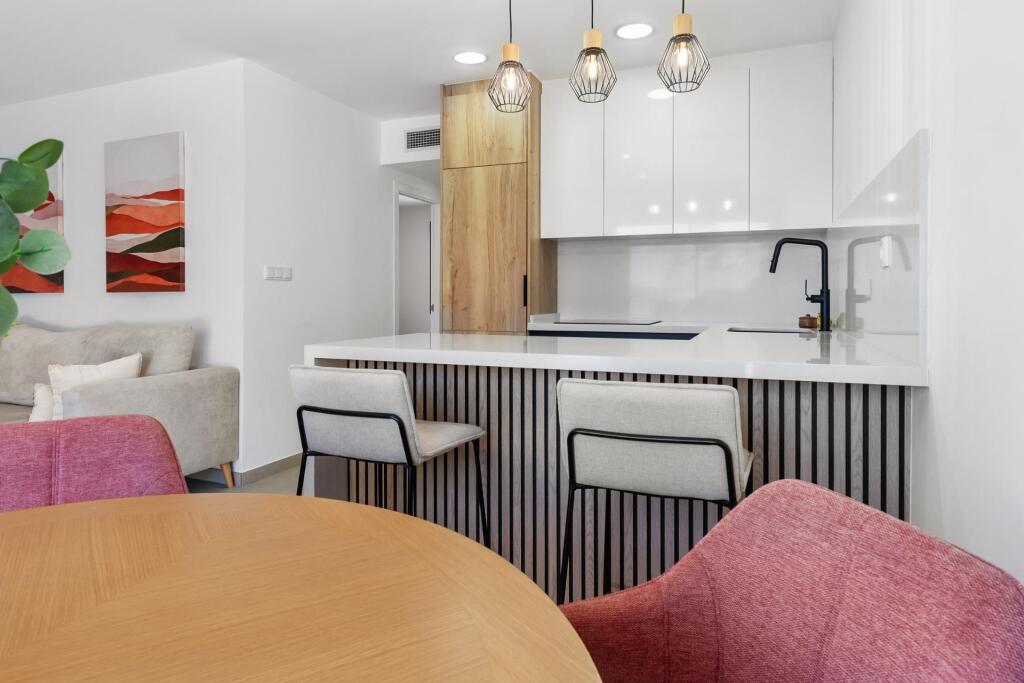 Apartamentos turísticos nuevos a 750m de la playa, en Santia - foto 7