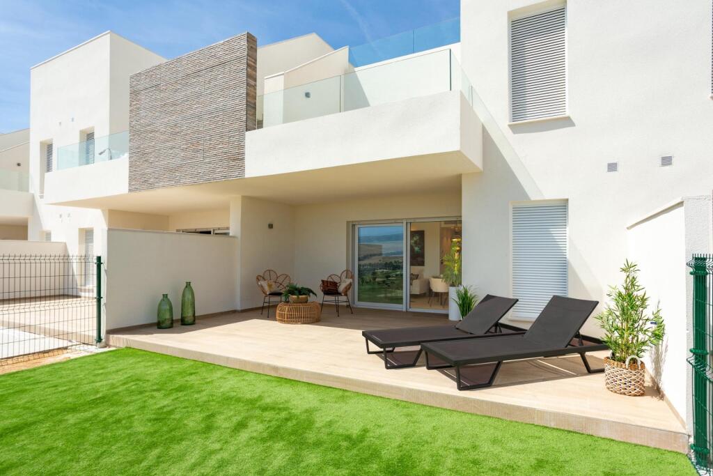 Bungalows de nueva construcción en La Finca Golf, Algorfa. L - foto 3