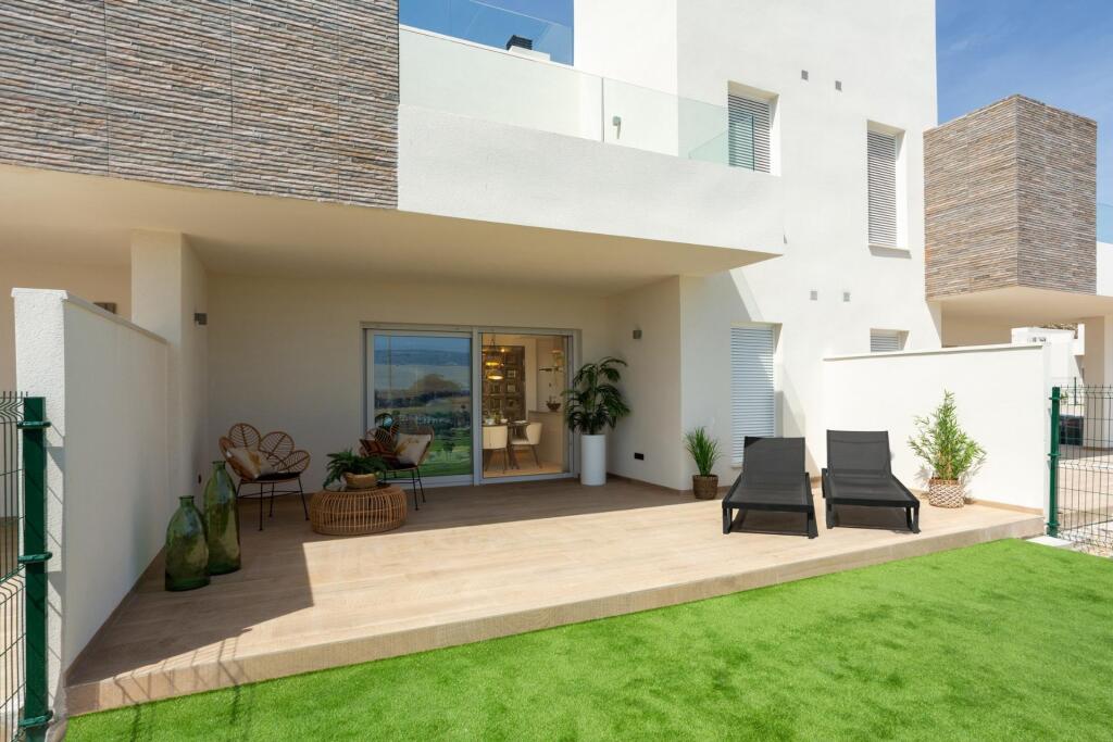 Bungalows de nueva construcción en La Finca Golf, Algorfa. L - foto 4