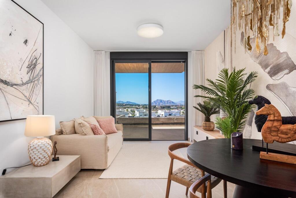 Modernos apartamentos y áticos de obra nueva en Benijófar
