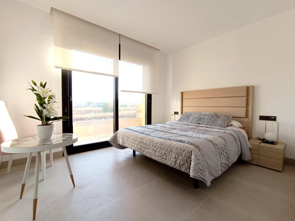 Exclusivos Chalets Adosados de Obra Nueva en Benijófar, Cost - foto 7