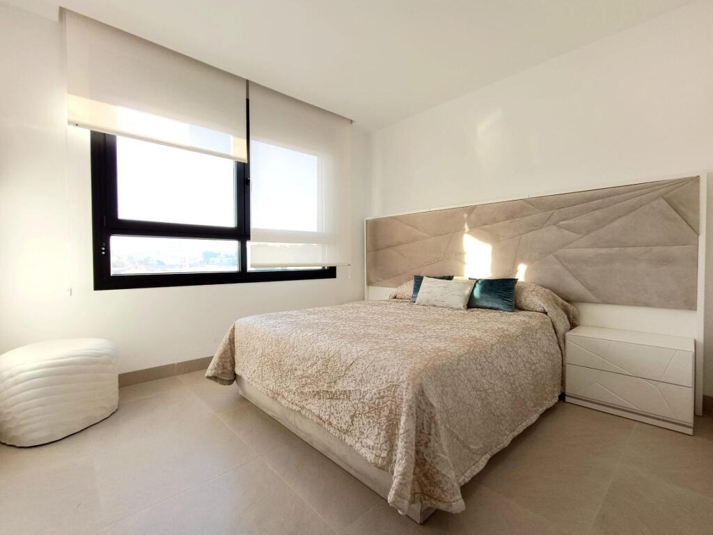 Exclusivos Chalets Adosados de Obra Nueva en Benijófar, Cost - foto 8