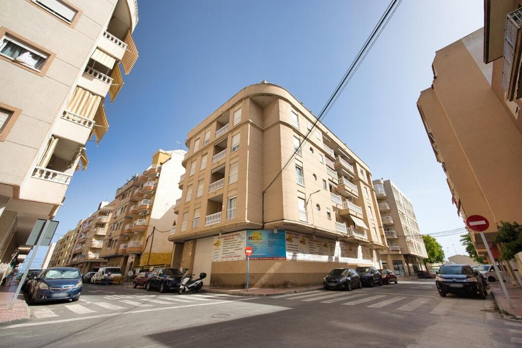 Apartamento a pocos metros de playas - foto 4
