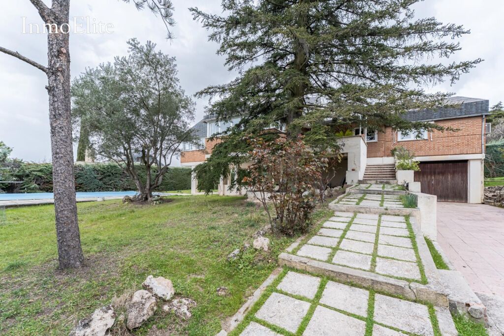 Chalet Independiente en Las Rozas de Madrid - foto 4