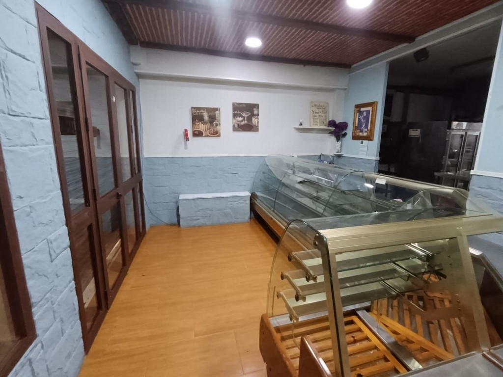 Local comercial en Alquiler en Huelva Huelva - foto 4
