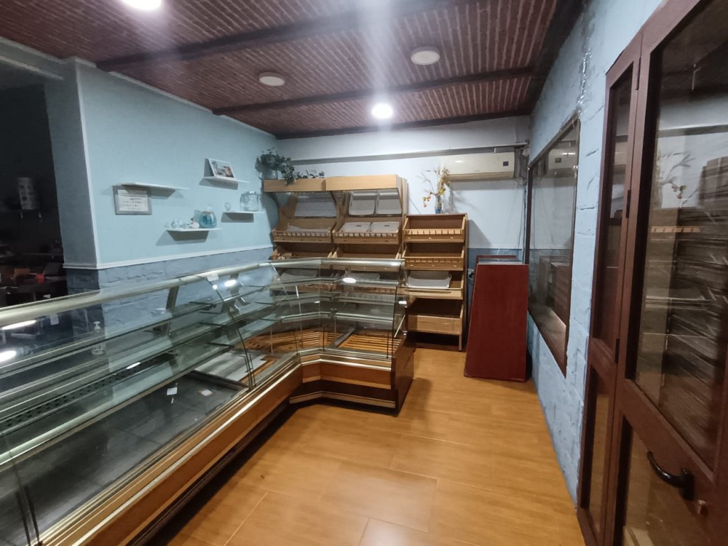 Local comercial en Alquiler en Huelva Huelva - foto 5