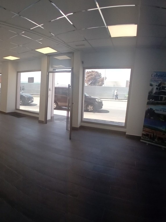 Local comercial en Venta en Torrevieja Alicante - foto 8