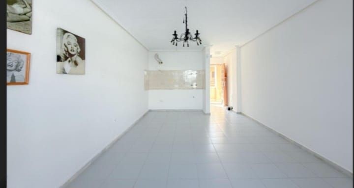 Estudio en Venta en Torrevieja Alicante - foto 11