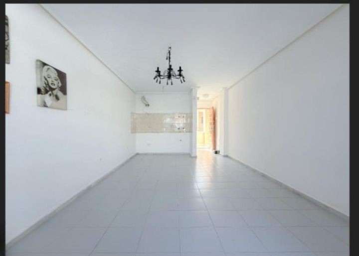 Estudio en Venta en Torrevieja Alicante - foto 5