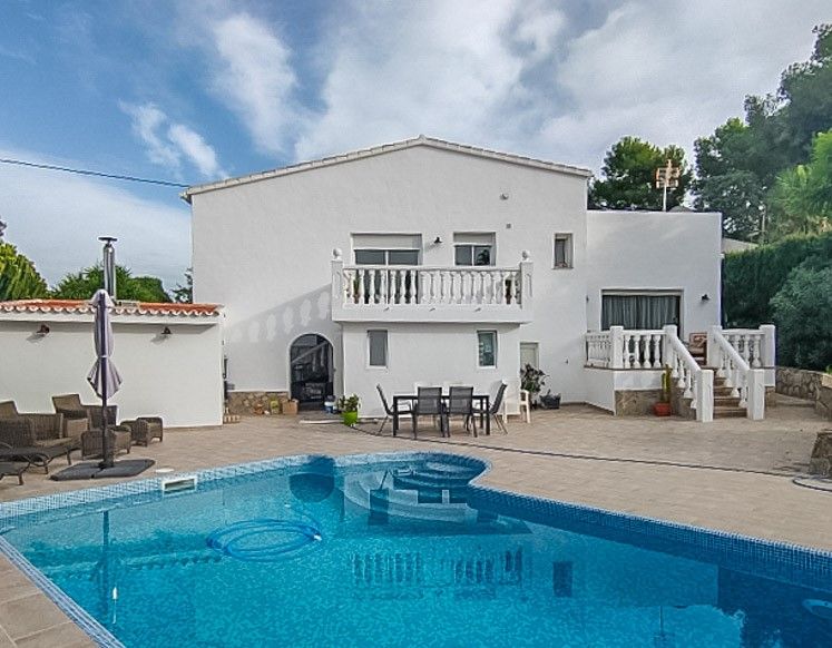 Villa 5 habitaciones 314m² en venta - Montañar I