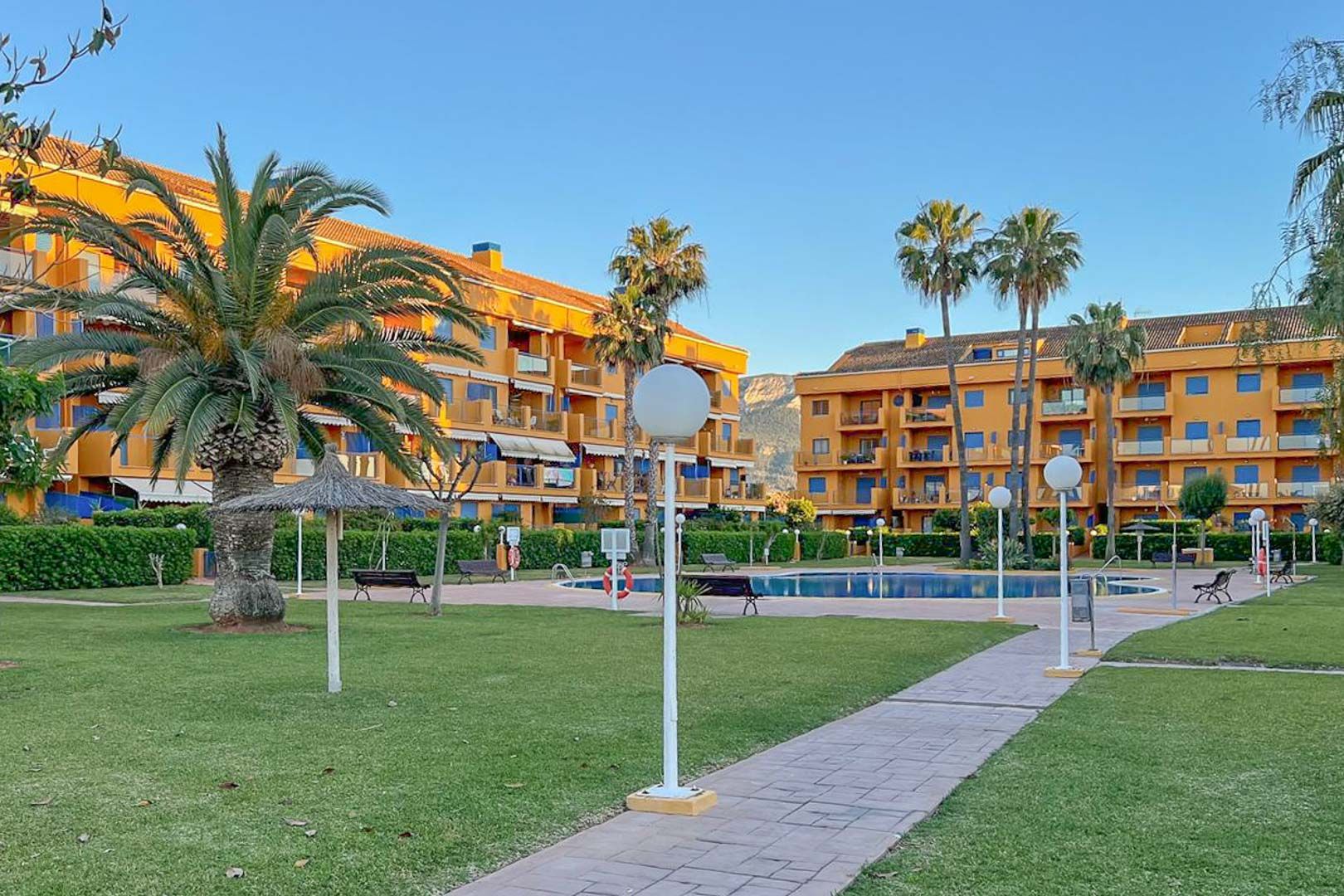 Apartamento 4 habitaciones 114m² en venta - Les Bassetes-El  - foto 2