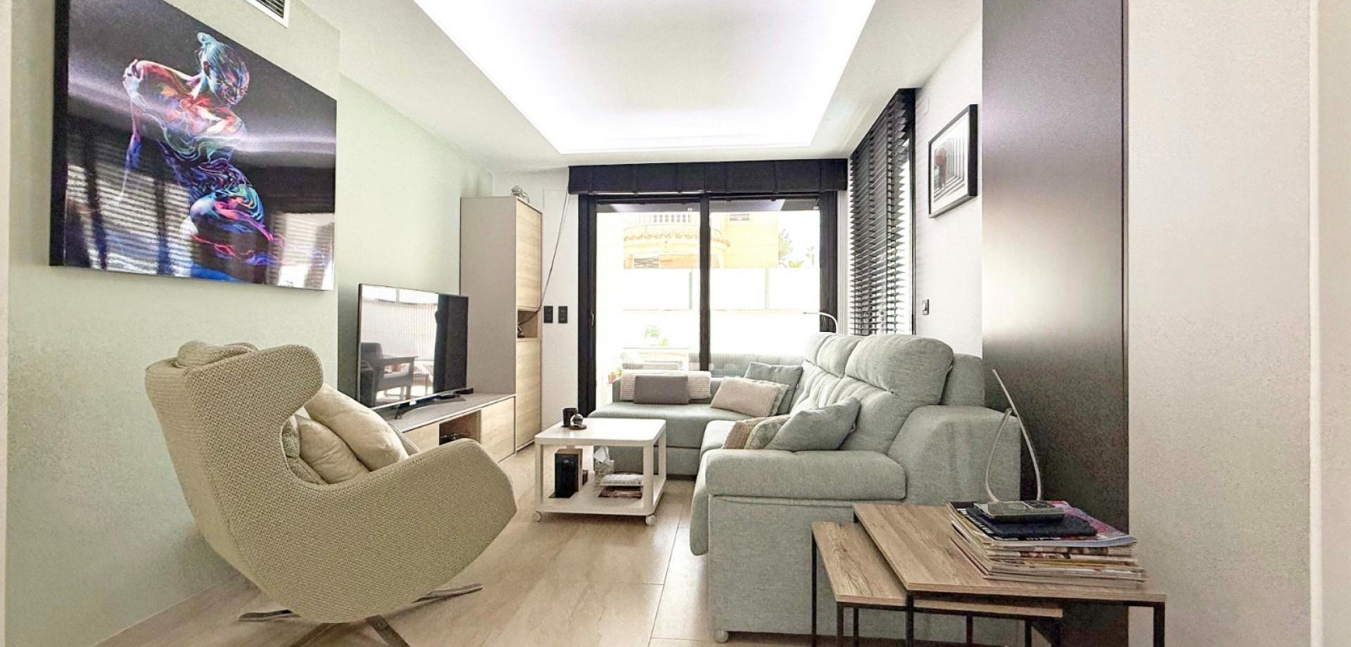 Chalet 3 habitaciones 190m² en venta - Lomas de Campoamor-La - foto 4