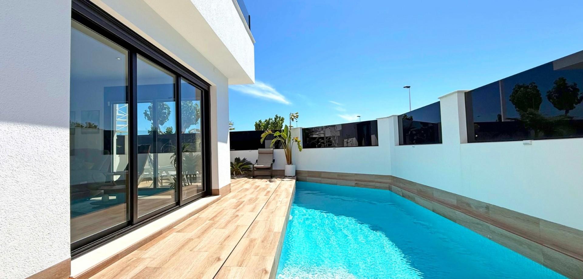 Chalet 2 habitaciones 140m² en venta - San Pedro de Pinatar - foto 2