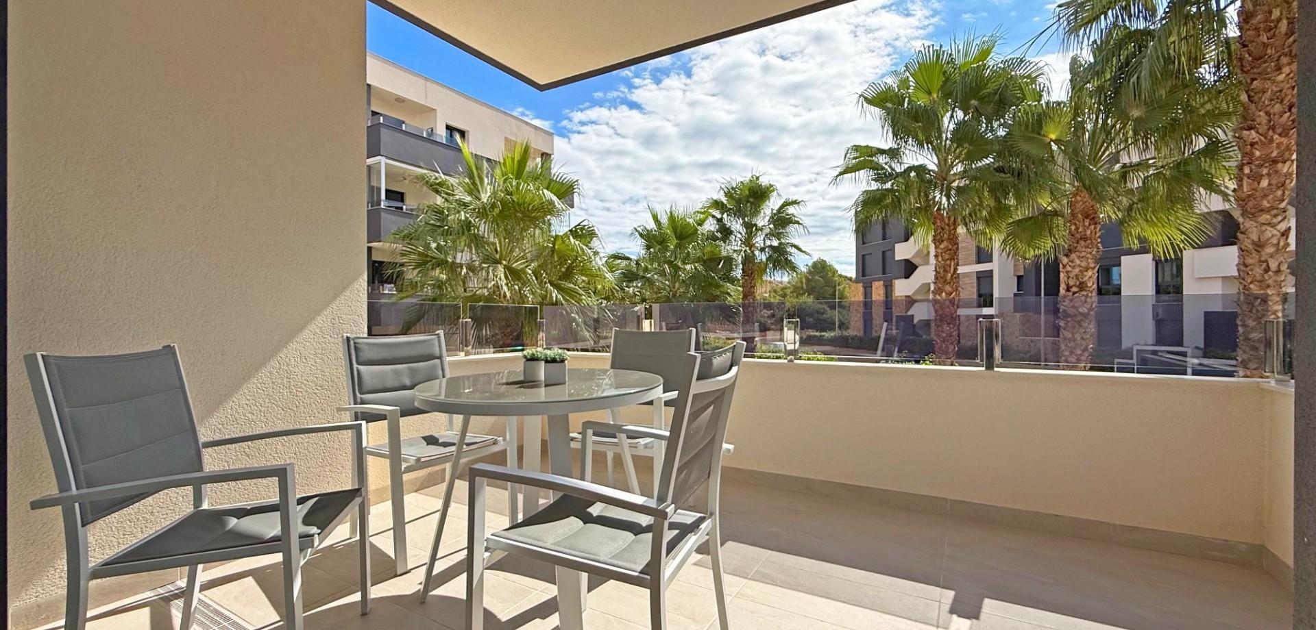 Apartamento 2 habitaciones 72m² en venta - PAU 8
