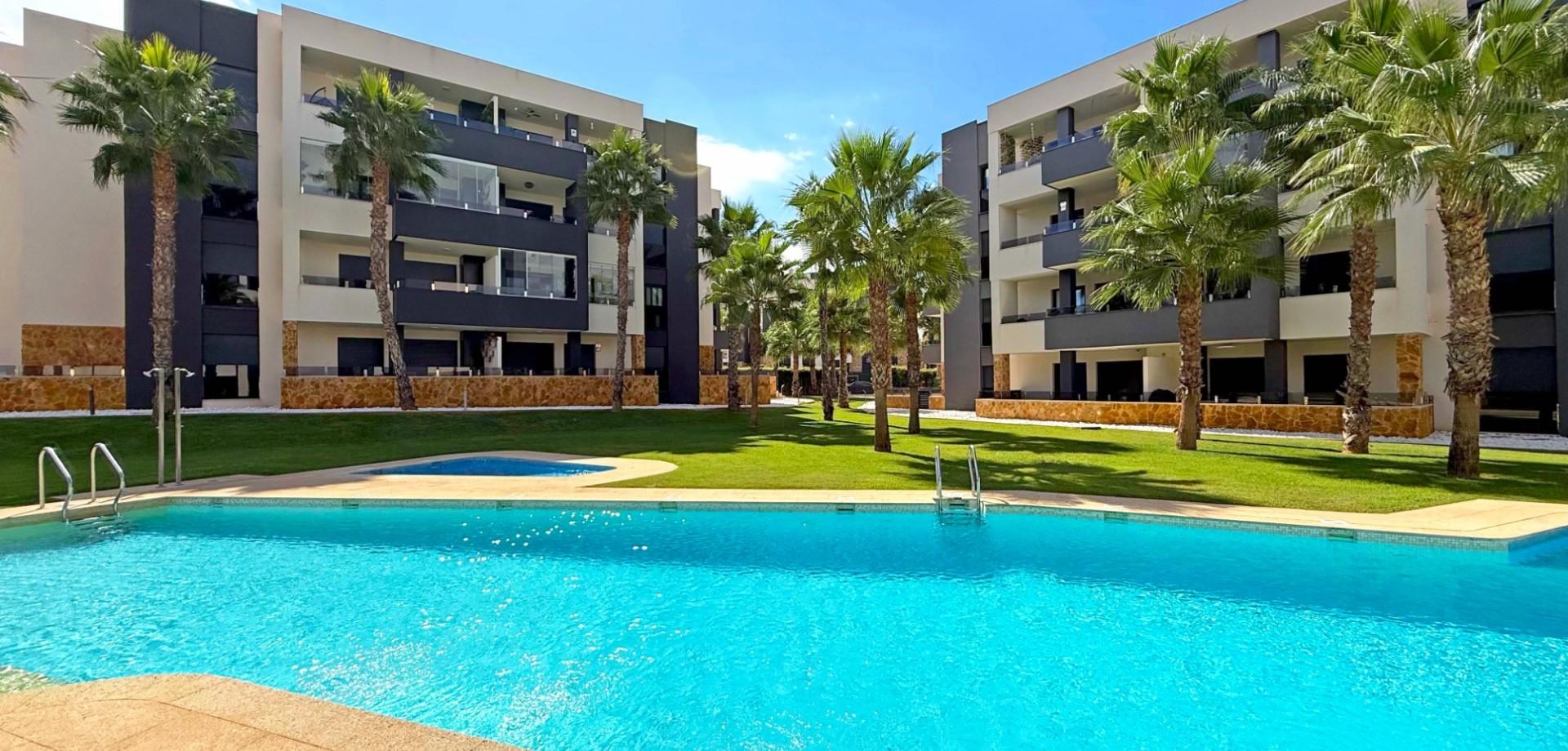 Apartamento 2 habitaciones 72m² en venta - PAU 8 - foto 2