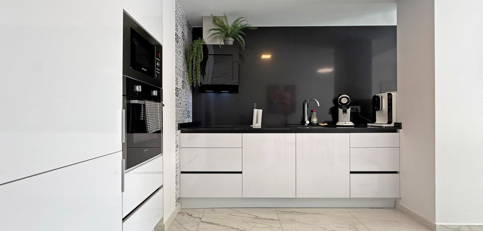 Apartamento 2 habitaciones 72m² en venta - PAU 8 - foto 13