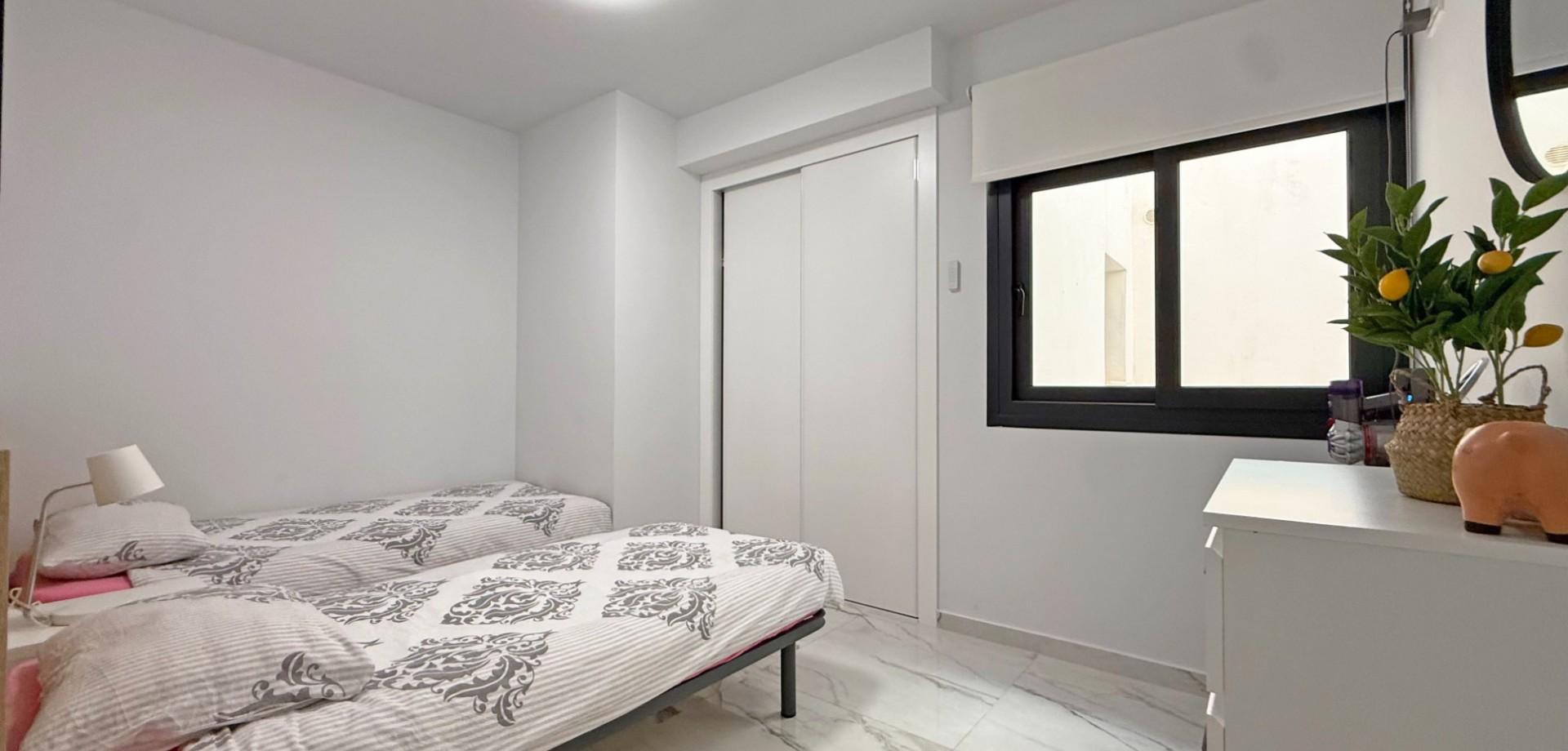 Apartamento 2 habitaciones 72m² en venta - PAU 8 - foto 16