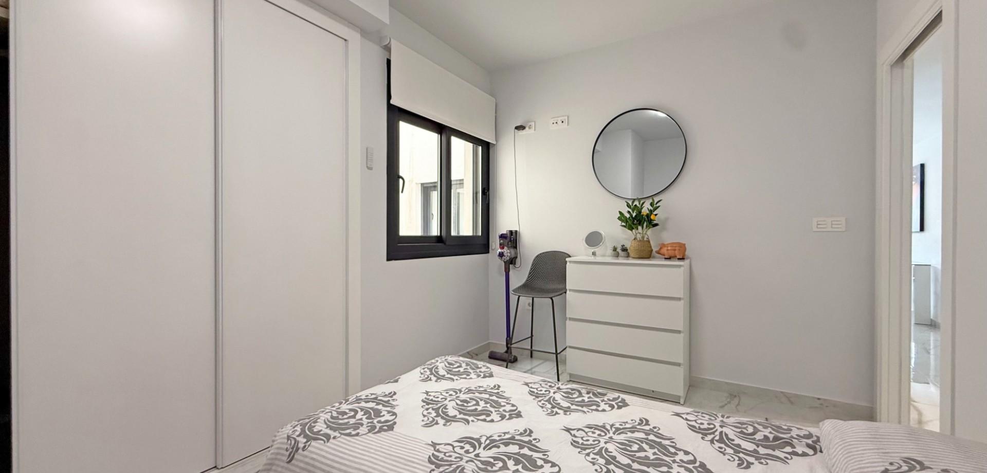 Apartamento 2 habitaciones 72m² en venta - PAU 8 - foto 17
