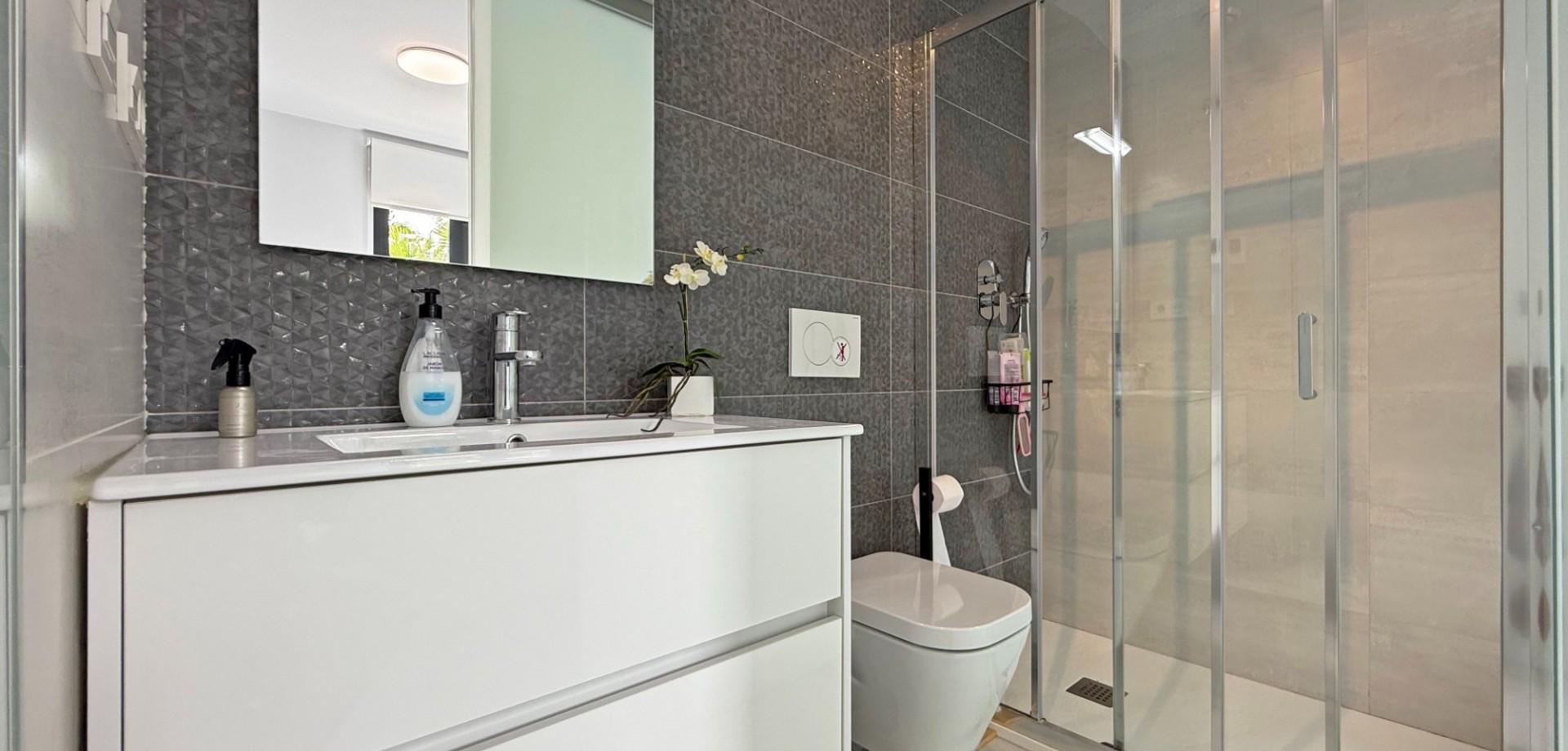 Apartamento 2 habitaciones 72m² en venta - PAU 8 - foto 9