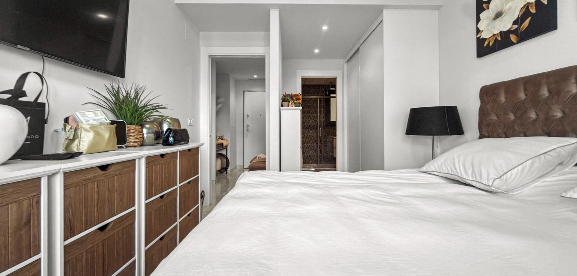 Apartamento 3 habitaciones 109m² en venta - Punta Prima - foto 18