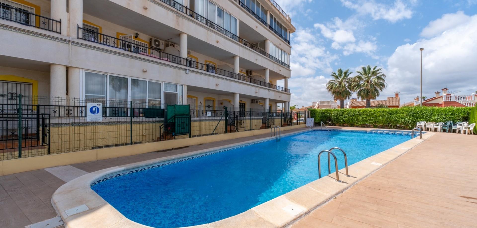 Apartamento 2 habitaciones 68m² en venta - Punta Prima - foto 12