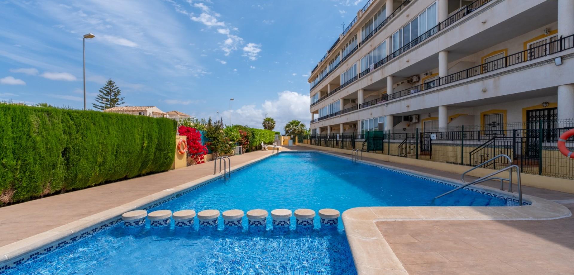 Apartamento 2 habitaciones 68m² en venta - Punta Prima - foto 17