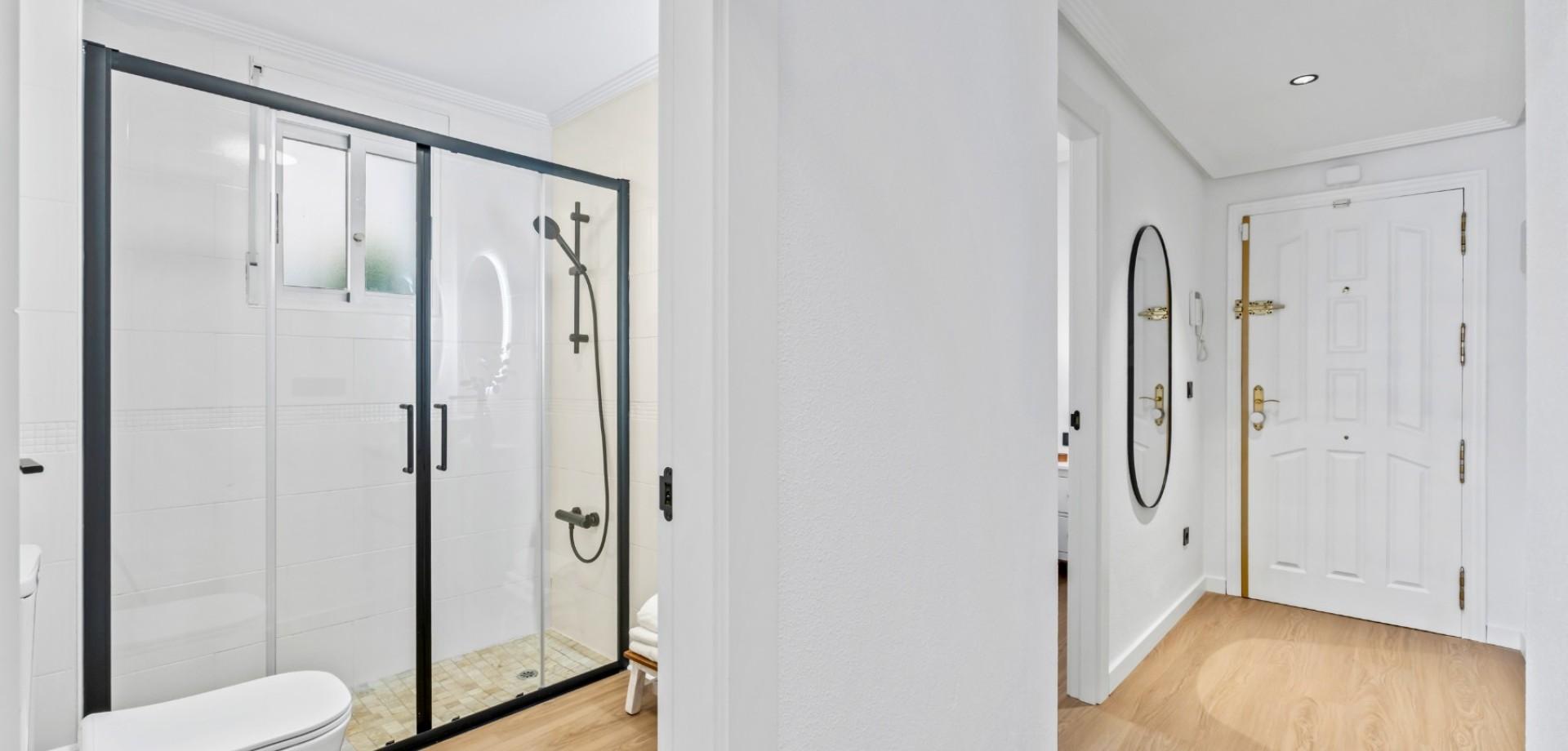 Apartamento 2 habitaciones 68m² en venta - Punta Prima - foto 24