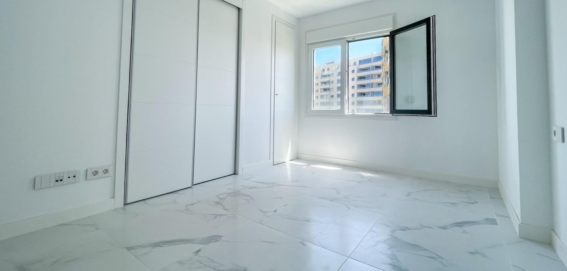 Apartamento 3 habitaciones 146m² en venta - Punta Prima - foto 14