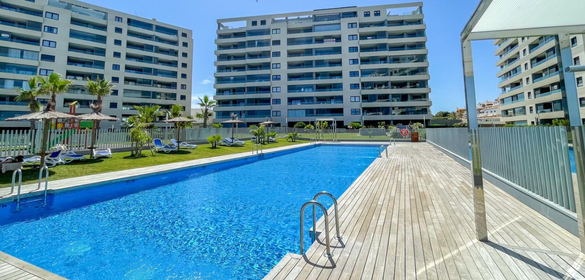 Apartamento 3 habitaciones 146m² en venta - Punta Prima - foto 22