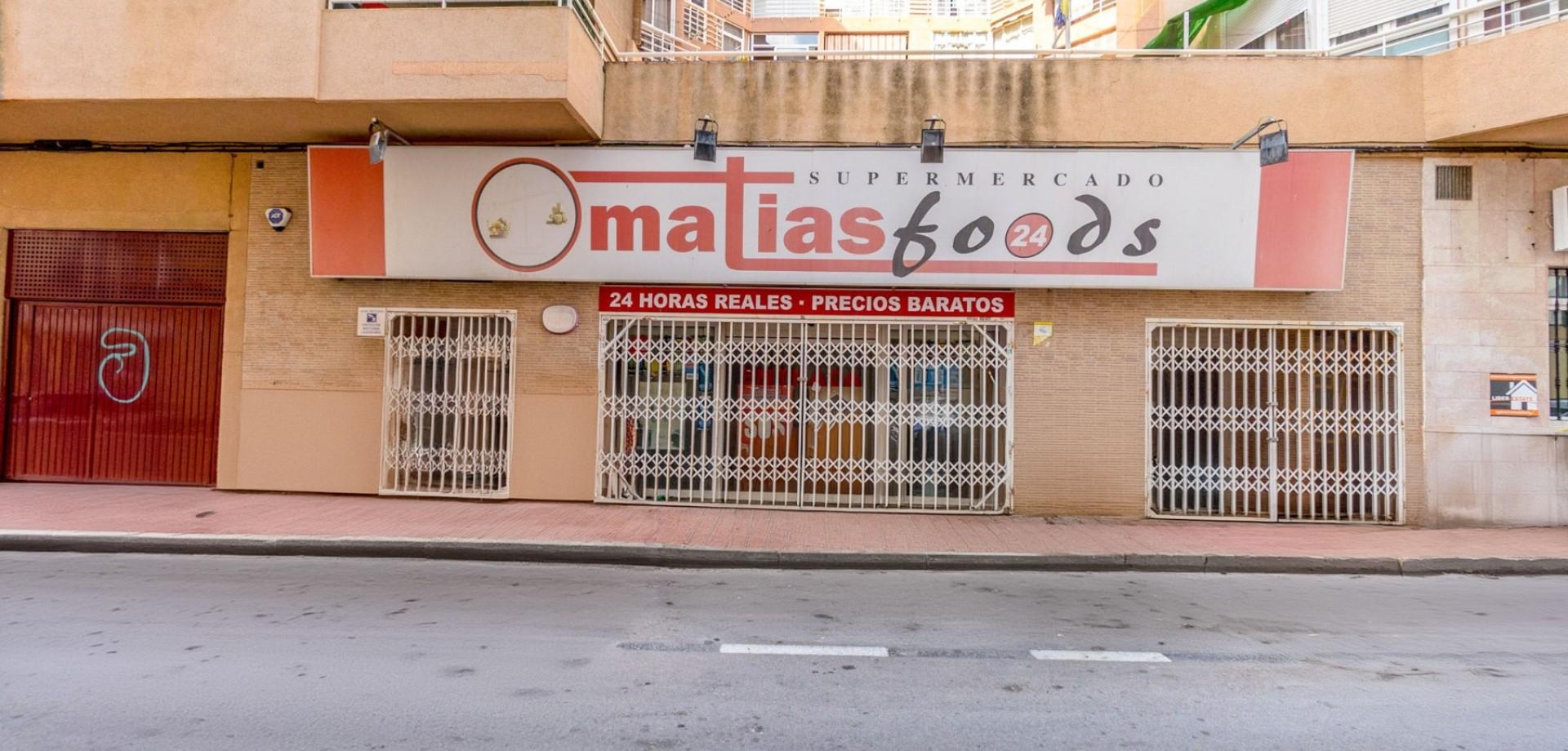 Local comercial 1 habitación 722m² en venta - Habaneras