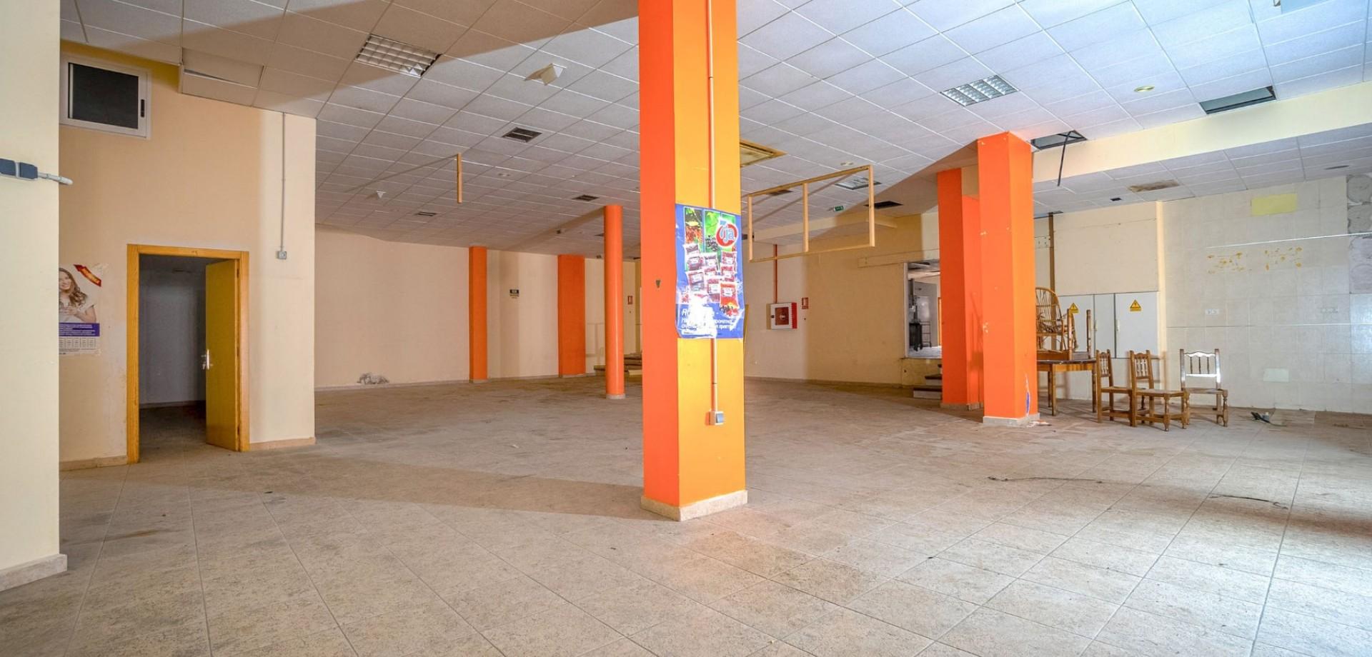 Local comercial 1 habitación 722m² en venta - Habaneras - foto 13