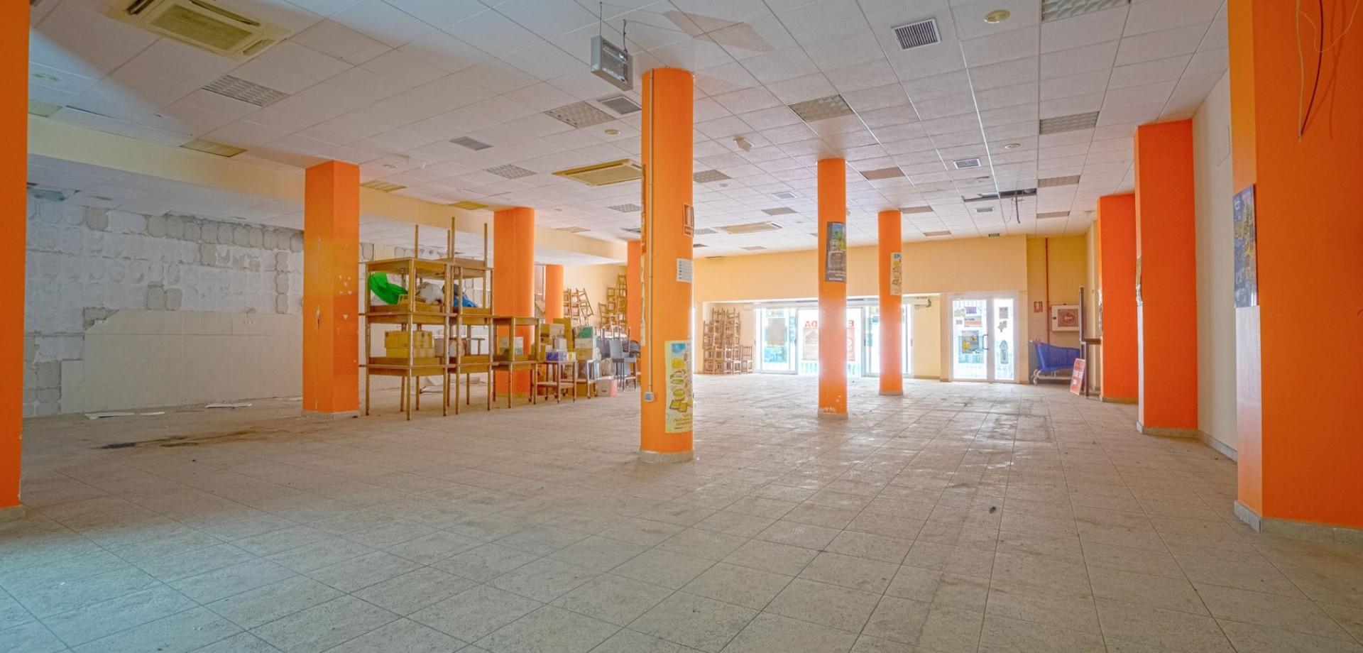 Local comercial 1 habitación 722m² en venta - Habaneras - foto 15