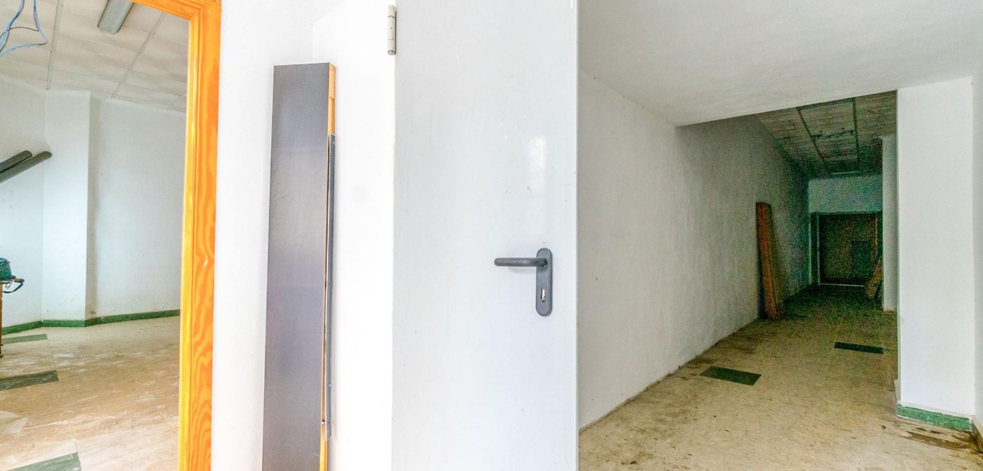 Local comercial 1 habitación 722m² en venta - Habaneras - foto 21