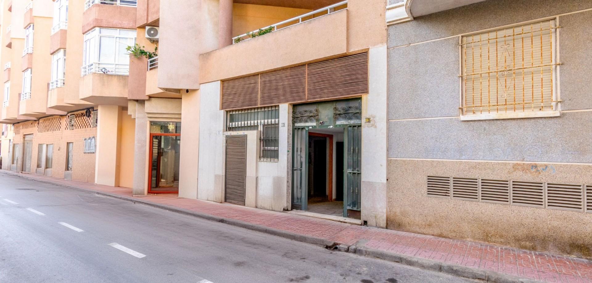 Local comercial 1 habitación 722m² en venta - Habaneras - foto 31