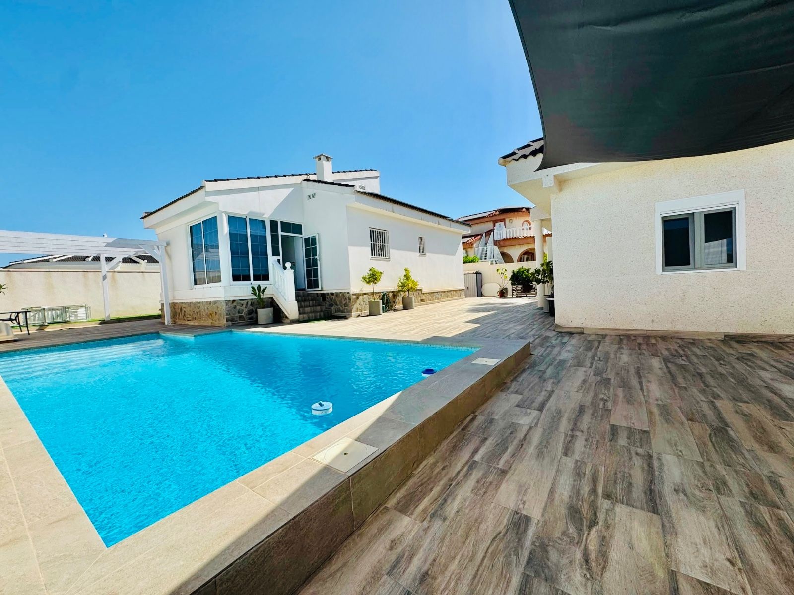 Villa 4 habitaciones 127m² en venta - Doña Pepa