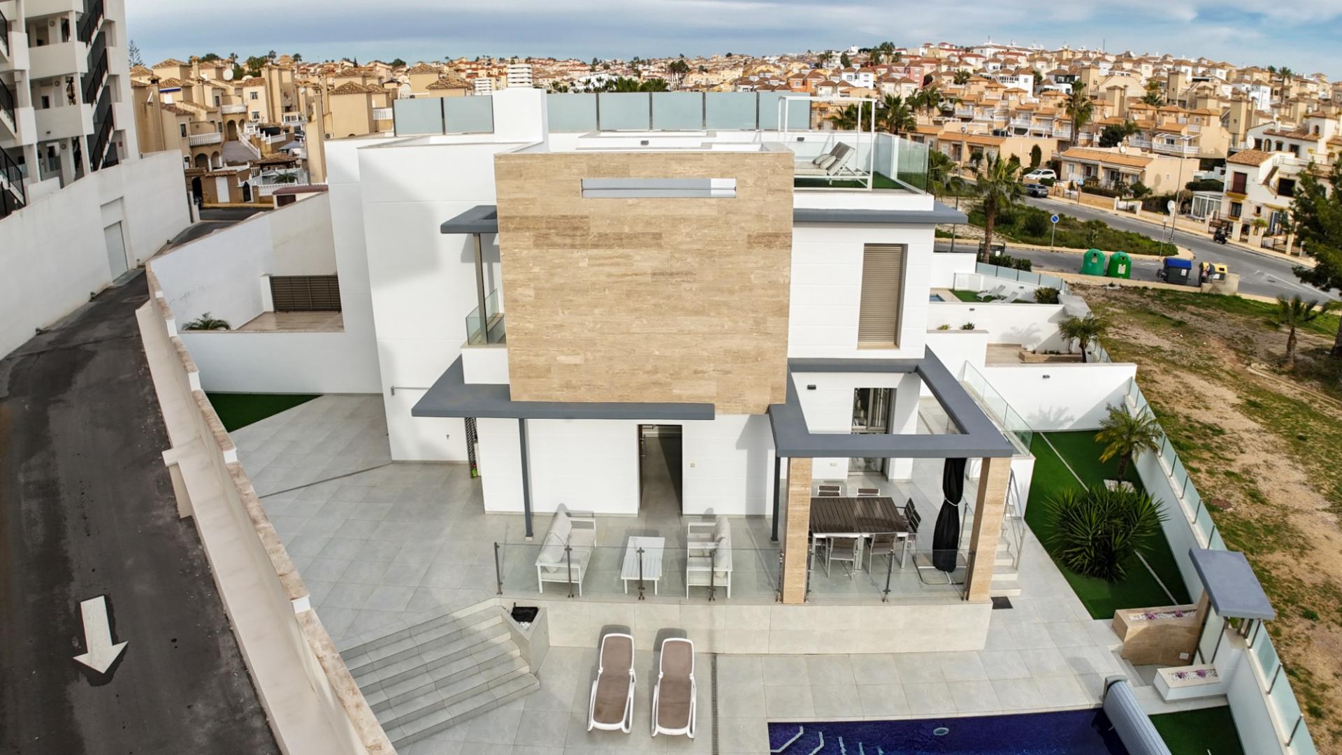 Villa 4 habitaciones 148m² en venta - Lomas de Campoamor-Las Ramblas