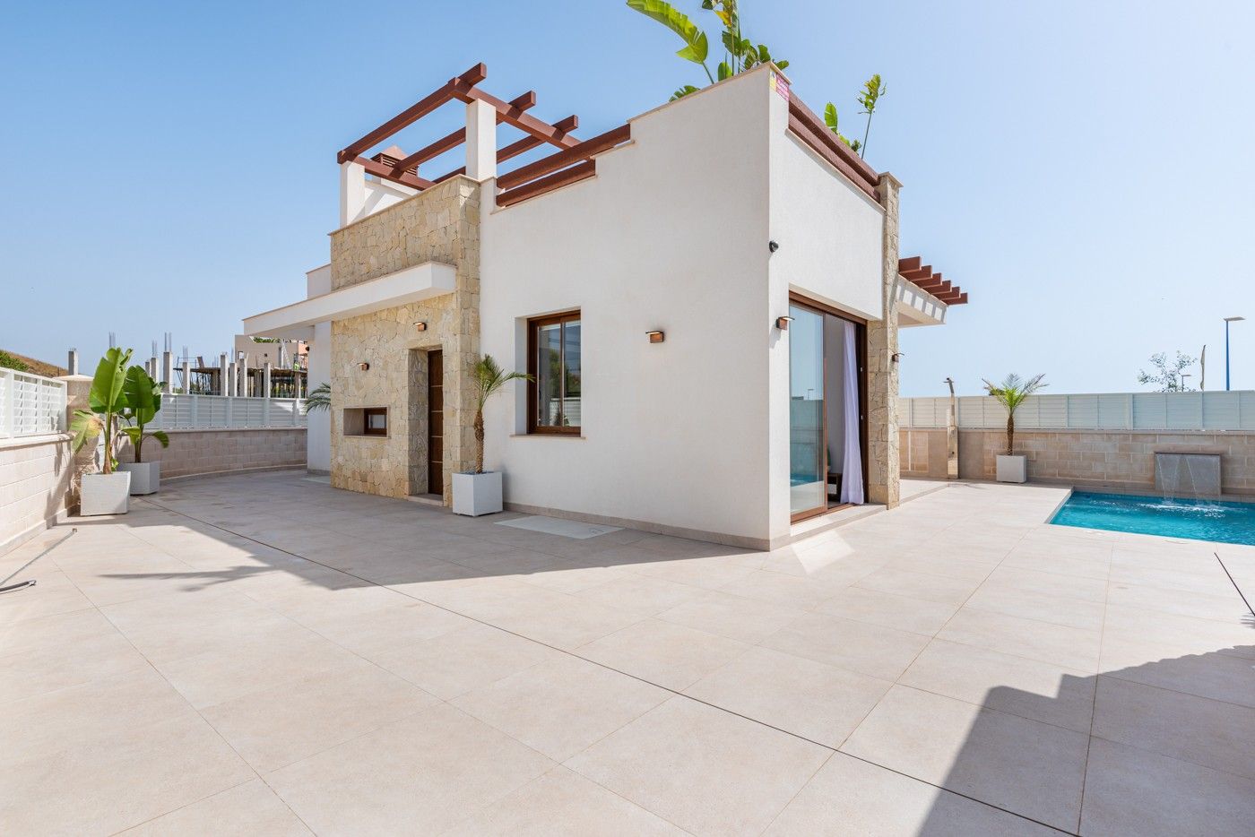 Villa 3 habitaciones 90m² en venta - Zona nudista - foto 2