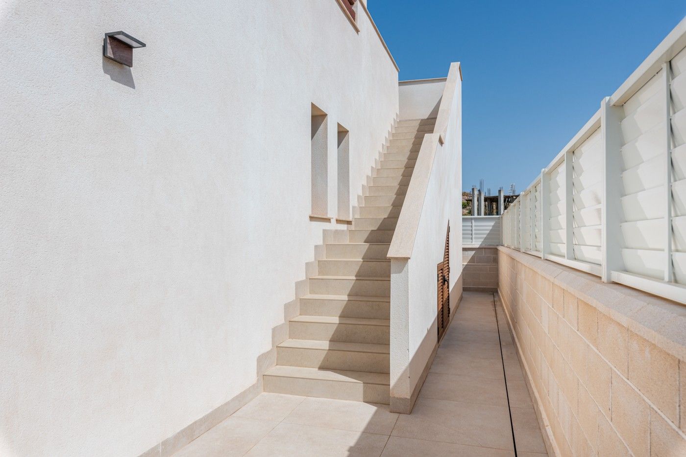 Villa 3 habitaciones 90m² en venta - Zona nudista - foto 5